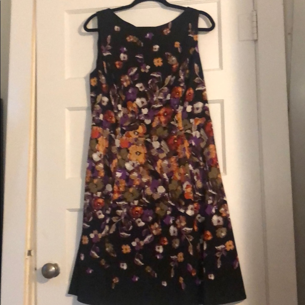 That black dress w flowers!! Adorable and fun!!